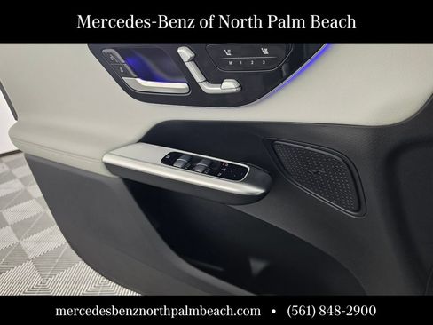 New 2026 Mercedes-Benz GLC 300 image 18
