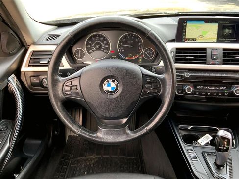 Used 2018 BMW 320i Sedan image 6