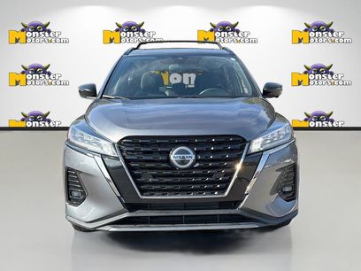 Used 2021 Nissan Kicks SR w/ Exterior Package