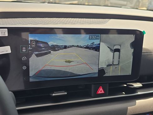 New 2026 Kia Carnival SX FWD image 26