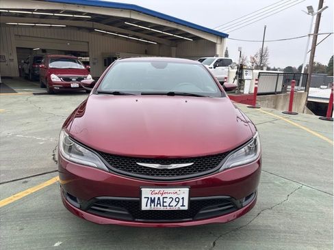 Used 2015 Chrysler 200 S w/ Navigation & Sound Group I image 3