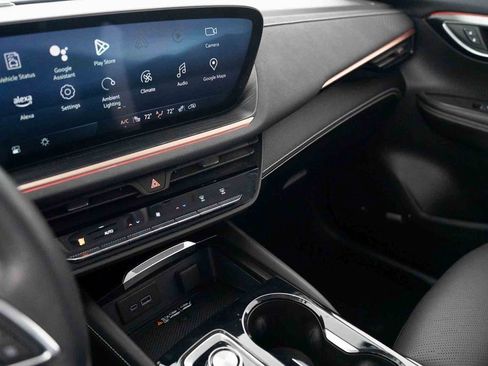 Used 2024 Buick Envision Sport Touring image 29