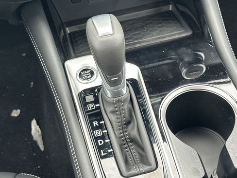 New 2025 Nissan Altima 2.5 SL image 23