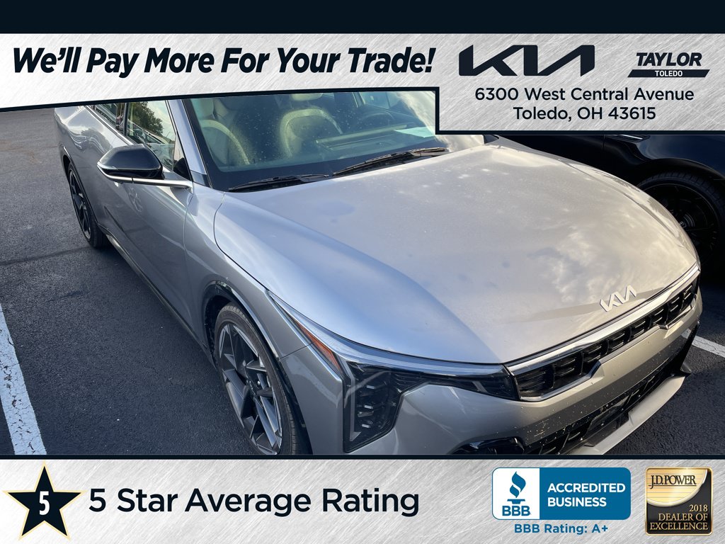Used 2025 Kia K4 GT-Line w/ GT-Line Premium Package FWD image 1