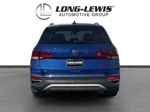 Used 2022 Volkswagen Taos SE FWD image 5