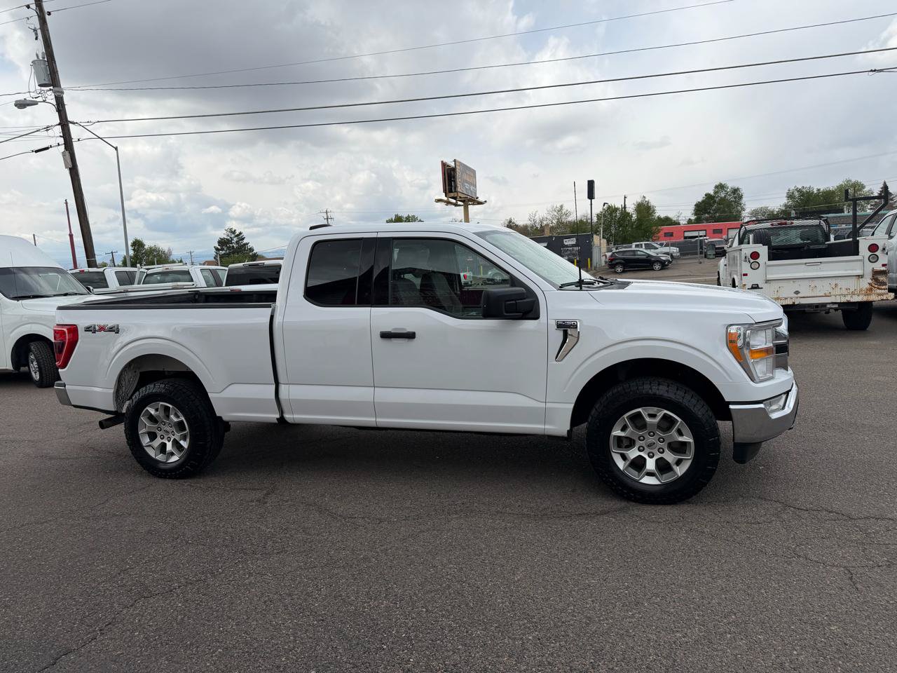 Used 2022 Ford F150 XLT w/ Equipment Group 301A Mid AWD/4WD image 1