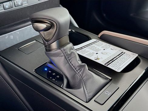 New 2025 Lexus ES 350 w/ Premium Package image 15