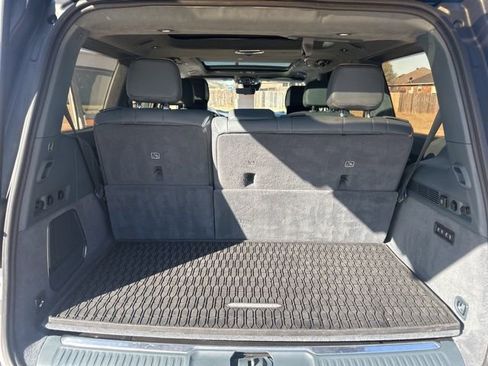 Used 2022 Jeep Grand Wagoneer Series III w/ Rear Seat Video Group 1 AWD/4WD image 26