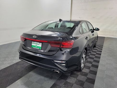 Used 2021 Kia Forte LXS FWD image 9