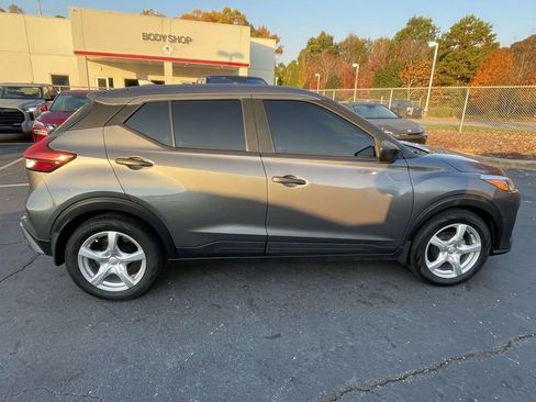 Used 2025 Nissan Kicks Play S image 13