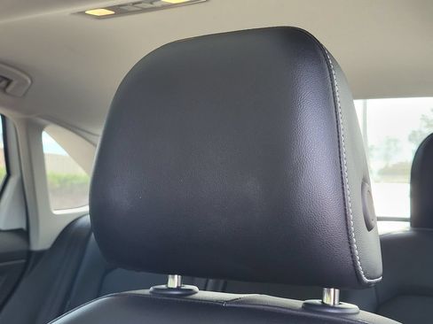 Used 2022 Volkswagen Jetta SE FWD image 12