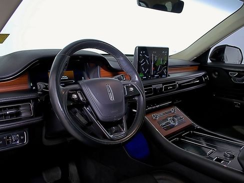 Used 2023 Lincoln Aviator Reserve w/ Equipment Group 201A image 22