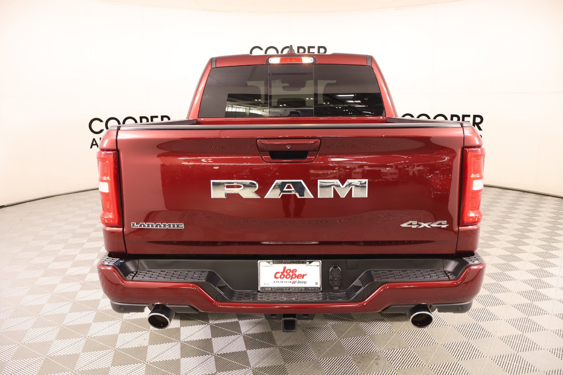 Used 2025 RAM 1500 Laramie w/ Laramie Southwest Edition AWD/4WD image 23