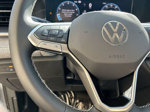 New 2026 Volkswagen Tiguan S FWD image 19