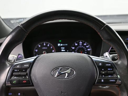 Used 2015 Hyundai Sonata Sport 2.0T w/ Option Group 07 FWD image 10