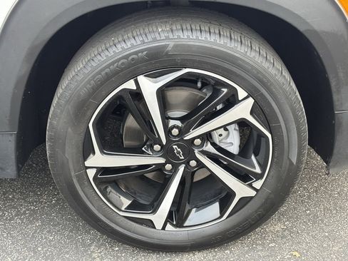 Used 2023 Chevrolet TrailBlazer RS image 29