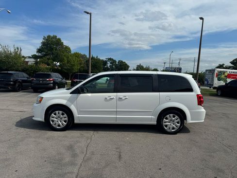 Used 2017 Dodge Grand Caravan SE w/ Power Window Group FWD image 6