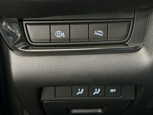 Used 2025 MAZDA CX-30 AWD 2.5 S w/ Preferred Package image 17