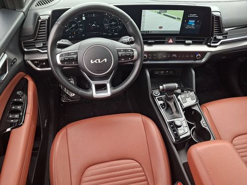 Certified 2023 Kia Sportage SX AWD/4WD image 11