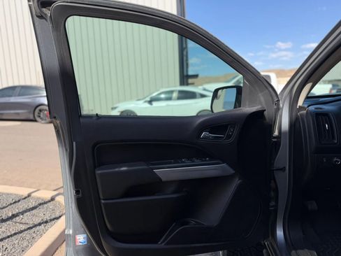 Used 2019 Chevrolet Colorado ZR2 AWD/4WD image 17