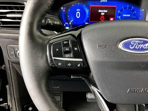 Used 2022 Ford Escape SEL w/ Technology Package AWD/4WD image 9