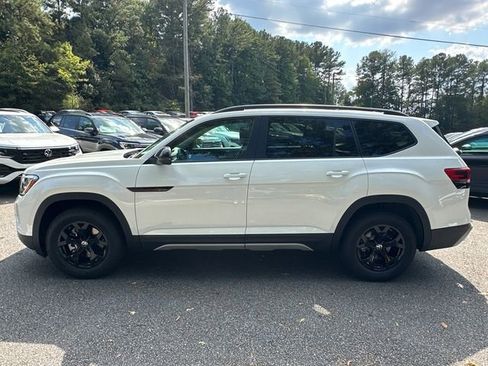 New 2026 Volkswagen Atlas Peak Edition AWD/4WD image 4