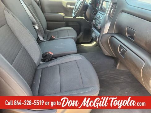 Used 2024 Chevrolet Silverado 1500 Custom image 13