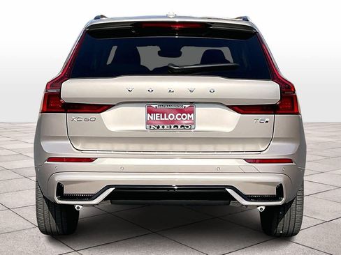 New 2026 Volvo XC60 T8 Ultra w/ Protection Package Premier image 6