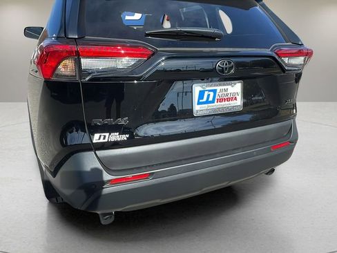 New 2025 Toyota RAV4 XLE Premium image 11