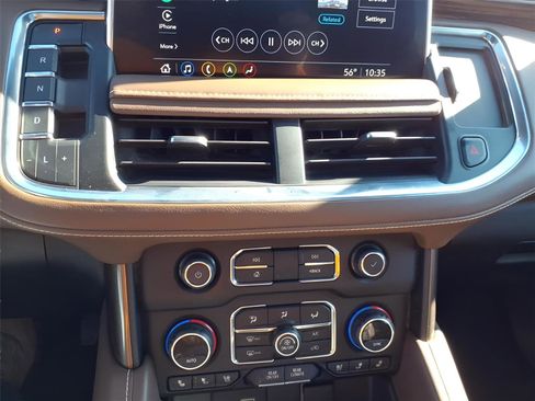 Used 2021 Chevrolet Suburban High Country w/ Premium Package image 20