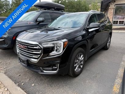 Used 2024 GMC Terrain SLT