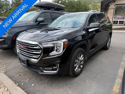 Used 2024 GMC Terrain SLT AWD/4WD image 1