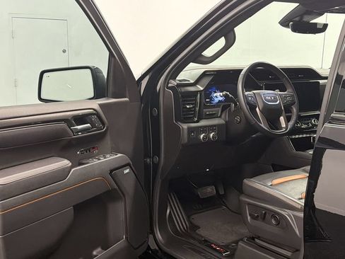 Used 2026 GMC Sierra 1500 AT4 w/ AT4 Premium Package AWD/4WD image 5