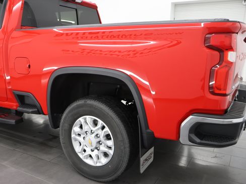 Used 2024 Chevrolet Silverado 2500 LTZ w/ LTZ Plus Package AWD/4WD image 39