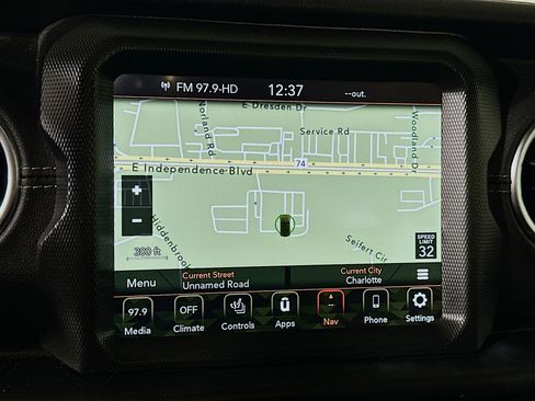Used 2023 Jeep Wrangler Unlimited Sahara w/ Cold Weather Group AWD/4WD image 22