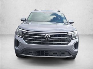 Used 2024 Volkswagen Atlas SE w/ Black Wheel Package video 2