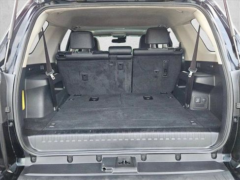 Used 2023 Toyota 4Runner SR5 Premium image 6