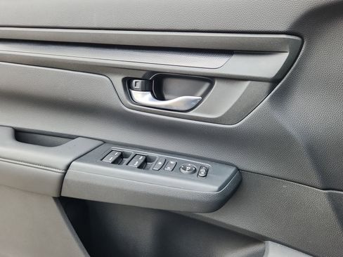 Used 2023 Honda CR-V EX image 9