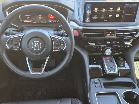 Certified 2025 Acura MDX w/ Technology Package image 26