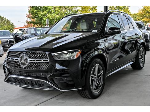 Used 2026 Mercedes-Benz GLE 450 4MATIC image 3
