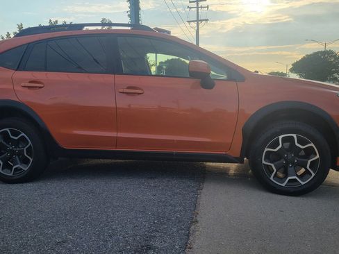 Used 2014 Subaru Crosstrek 2.0i Premium AWD/4WD image 6