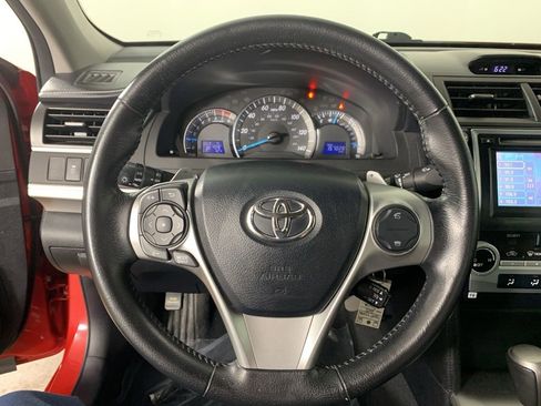 Used 2013 Toyota Camry SE FWD image 20