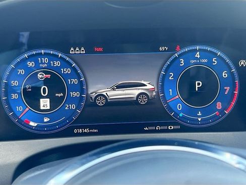 Used 2020 Jaguar F-PACE SVR image 40