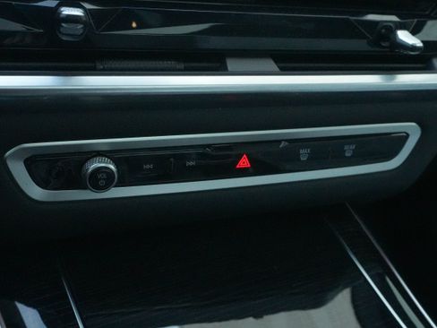 Used 2026 BMW X5 M60i AWD/4WD image 27