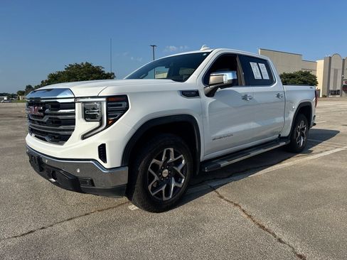 Used 2024 GMC Sierra 1500 SLT w/ SLT Premium Plus Package AWD/4WD image 2