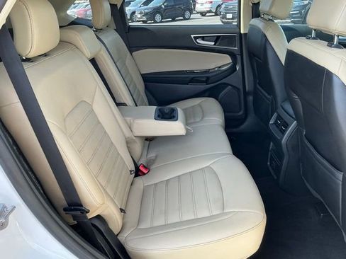 Used 2020 Ford Edge SEL FWD image 19