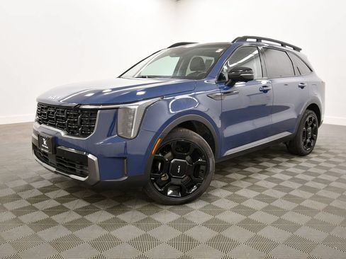 Certified 2024 Kia Sorento SX AWD/4WD image 2
