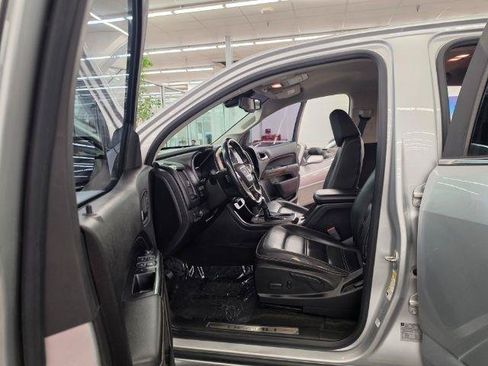 Used 2017 GMC Canyon Denali RWD image 32