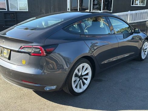 Used 2021 Tesla Model 3 Standard Range Plus RWD image 9