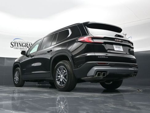 Used 2025 GMC Acadia Elevation image 21